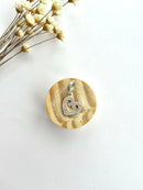 BERLOQUE CORAÇÃO VAZADO CRAVEJADO EM ZIRCÔNIAS