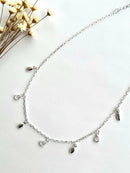 CHOKER ZIRCÔNIA GOTA COM FOLHAS INTERCALADAS