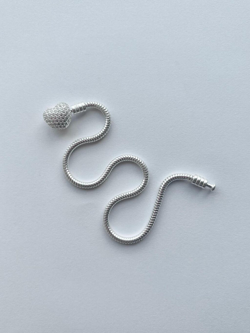 PULSEIRA PARA BERLOQUES CORAÇÃO CRAVEJADO