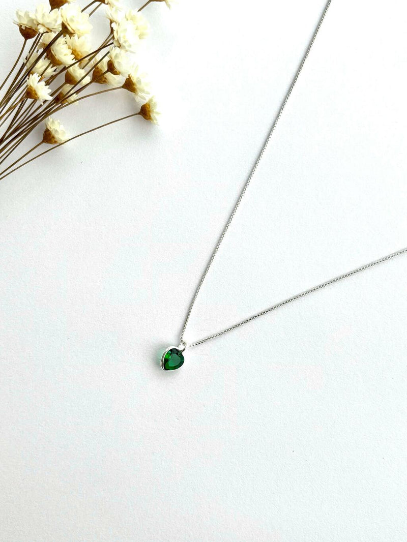 COLAR PONTO DE LUZ CORAÇÃO VERDE-ESMERALDA