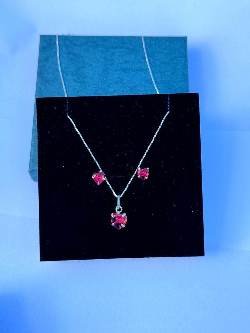 CONJUNTO CORAÇÃO VERMELHO RUBI