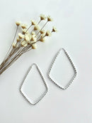 PAR DE ARGOLAS GOTA TRIANGULAR TRANÇADA M